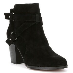 Gianni Bini Black Buckle-in Belted suede block heel booties size 8.5